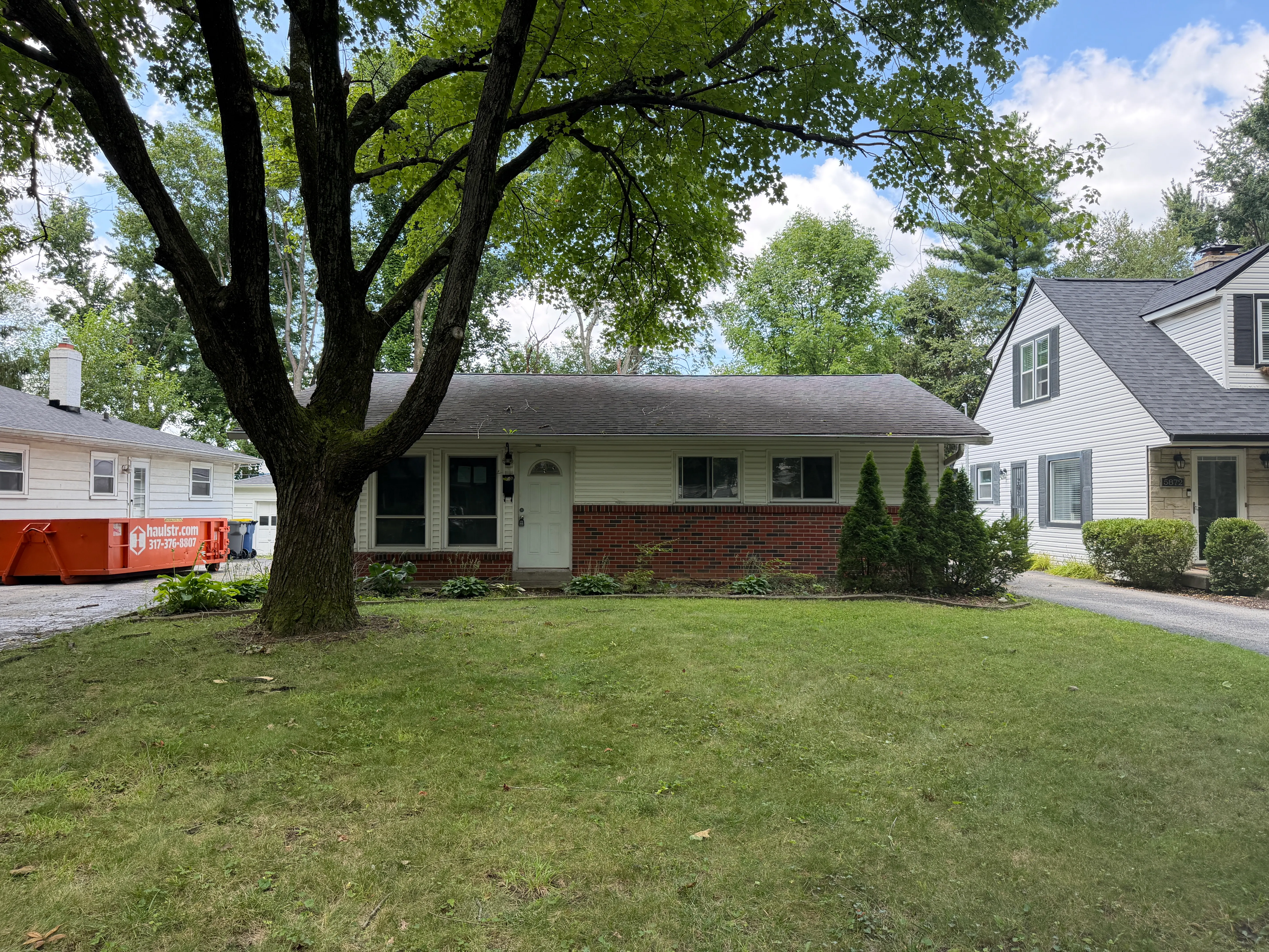 5868 Hillside Ave foreclosure property image