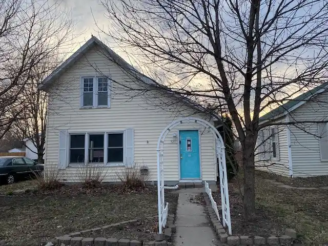 321 S Main St foreclosure property image