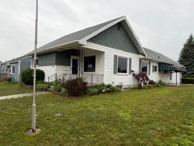 1303 23rd St foreclosure property image