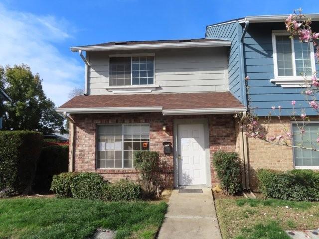 3919 Oak Villa Circle foreclosure property image