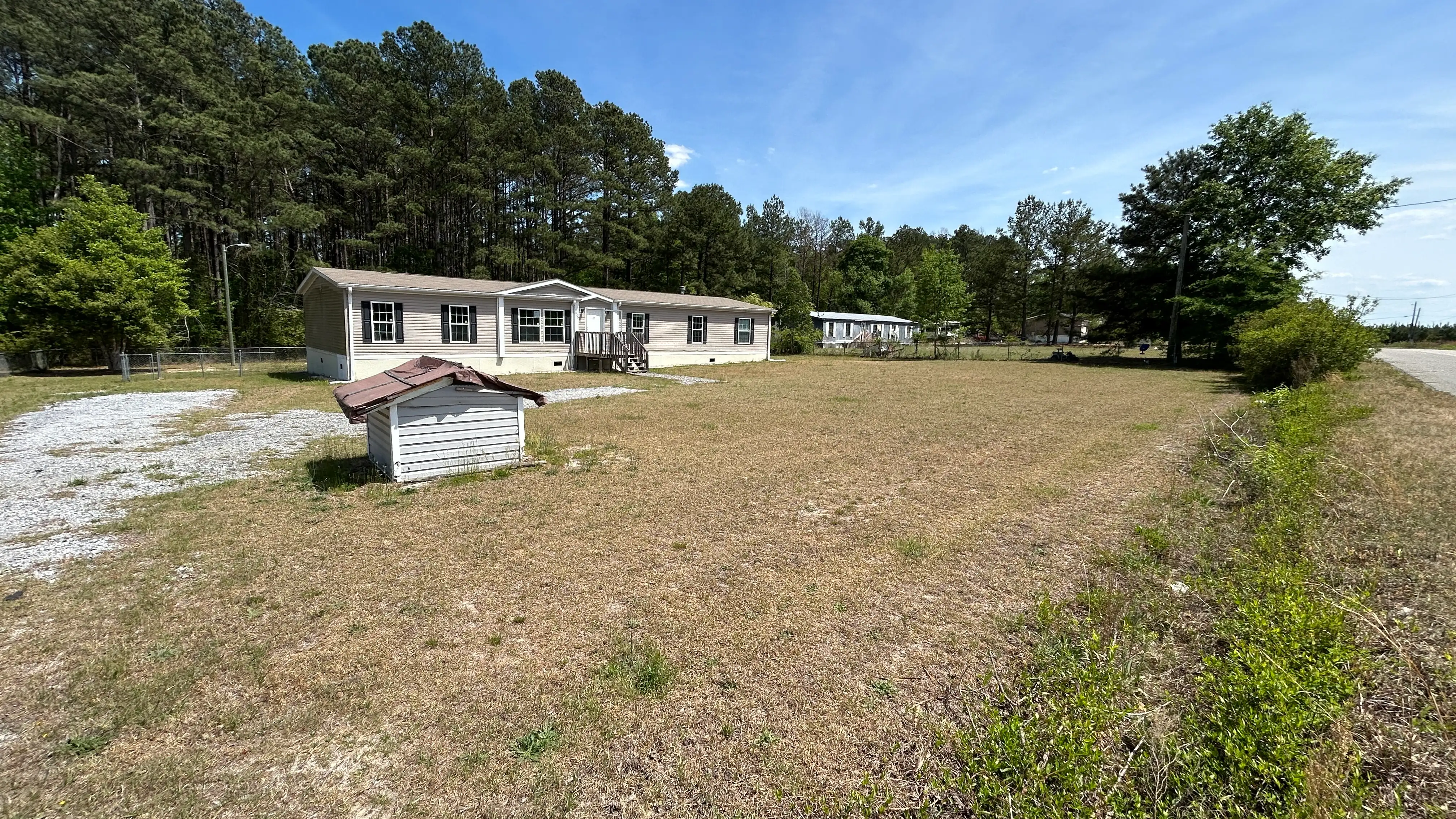 1625 Hannah Pond Rd foreclosure property image