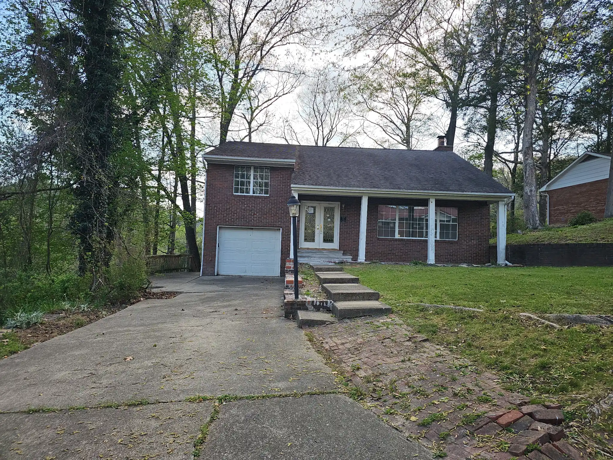 60 Woodland Dr. foreclosure property image