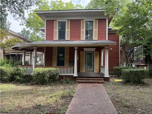 622 Johnston St SE foreclosure property image