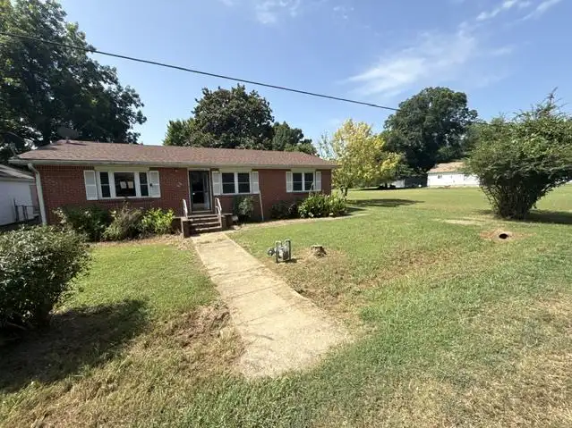 3306 E Church St foreclosure property image