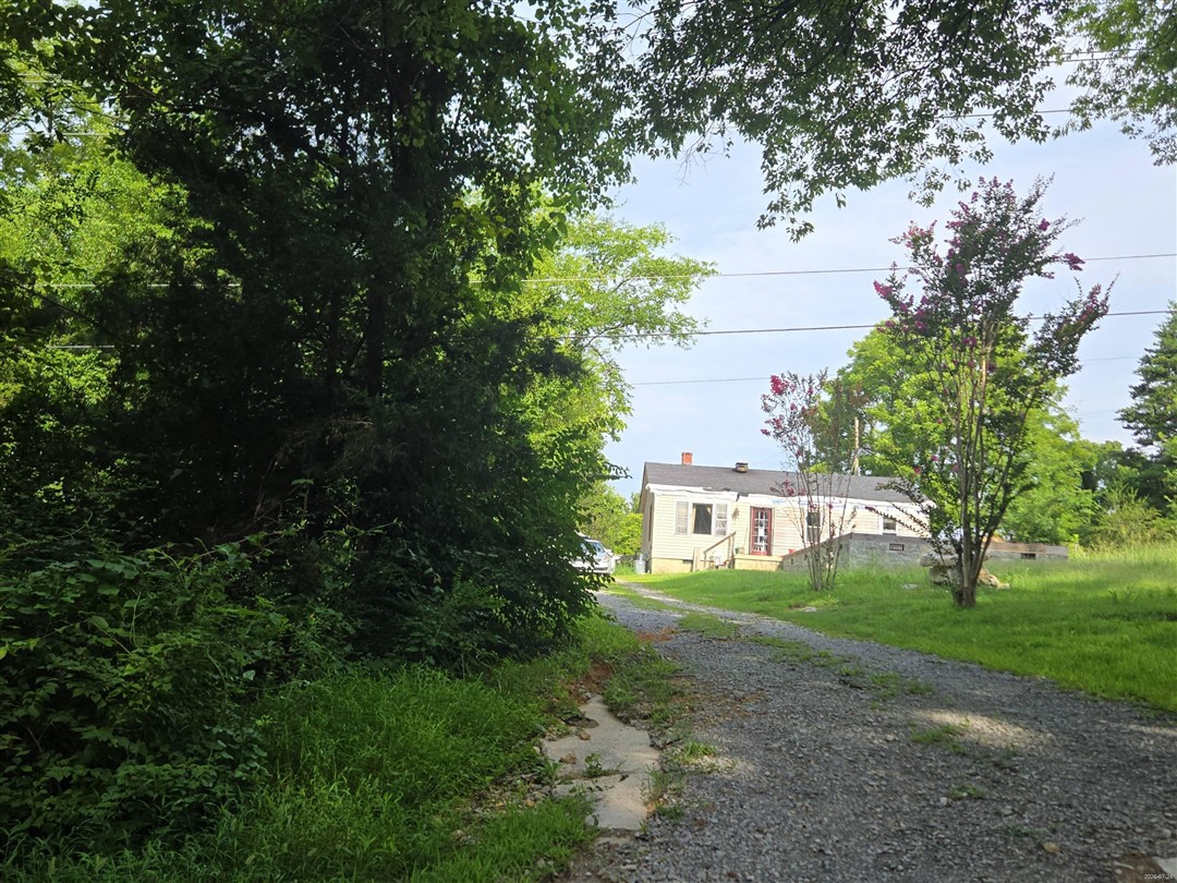 240 Carters Creek Pike foreclosure property image