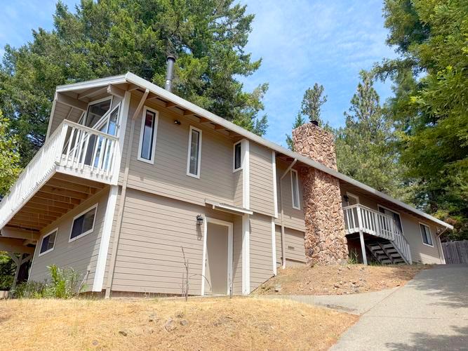 27620 Poppy Dr foreclosure property image