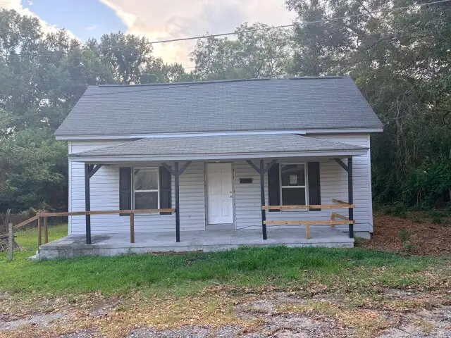 102 York St foreclosure property image