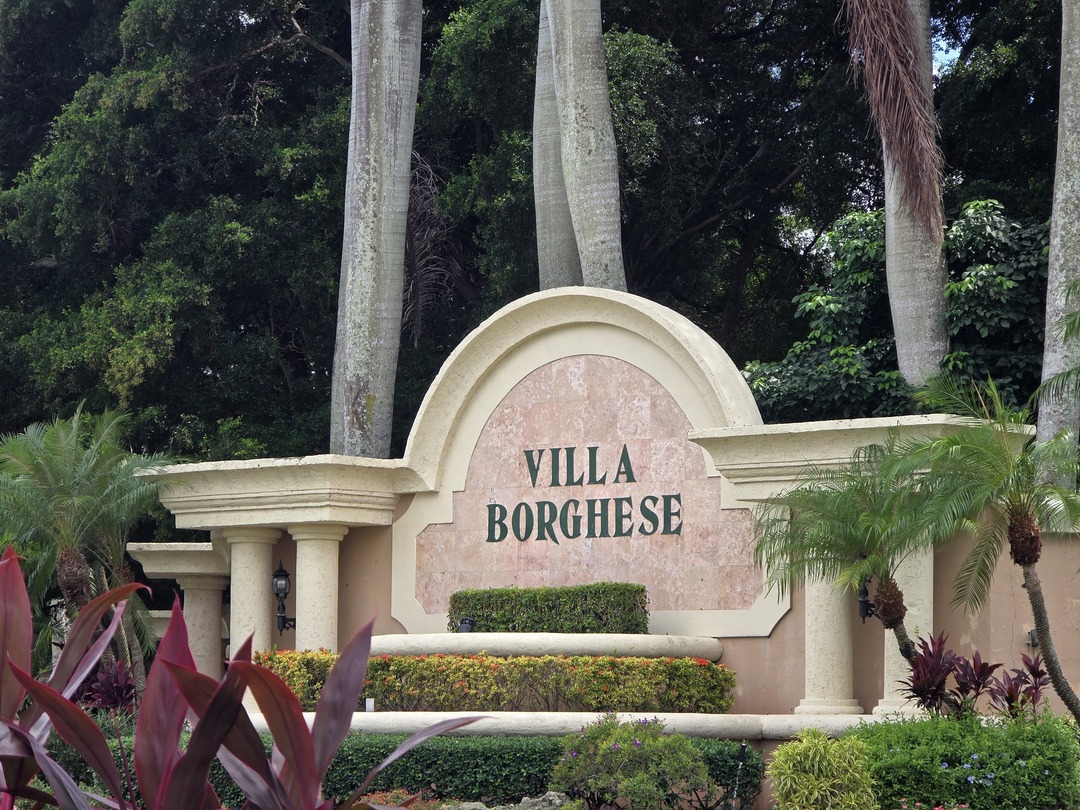 13909 Via Nidia foreclosure property image